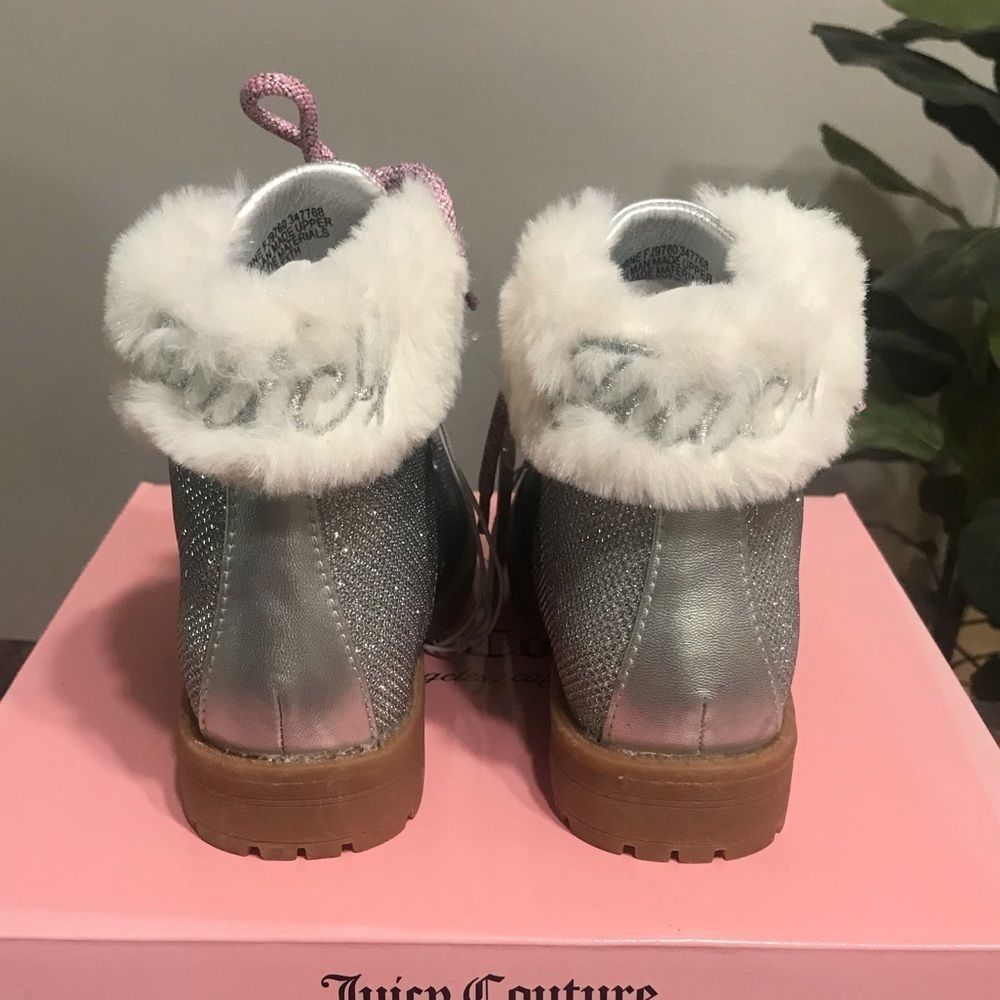 Juicy Couture Hawthorne Boots - Picture 4 of 4